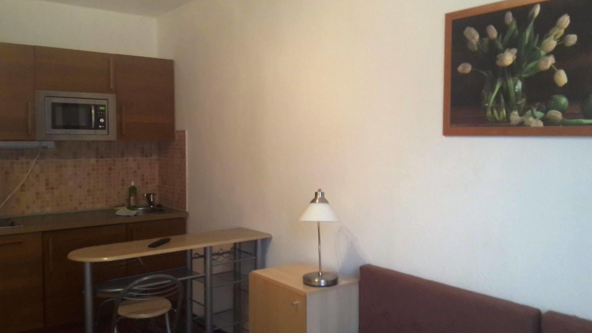 Budapest Center House ภายนอก รูปภาพ